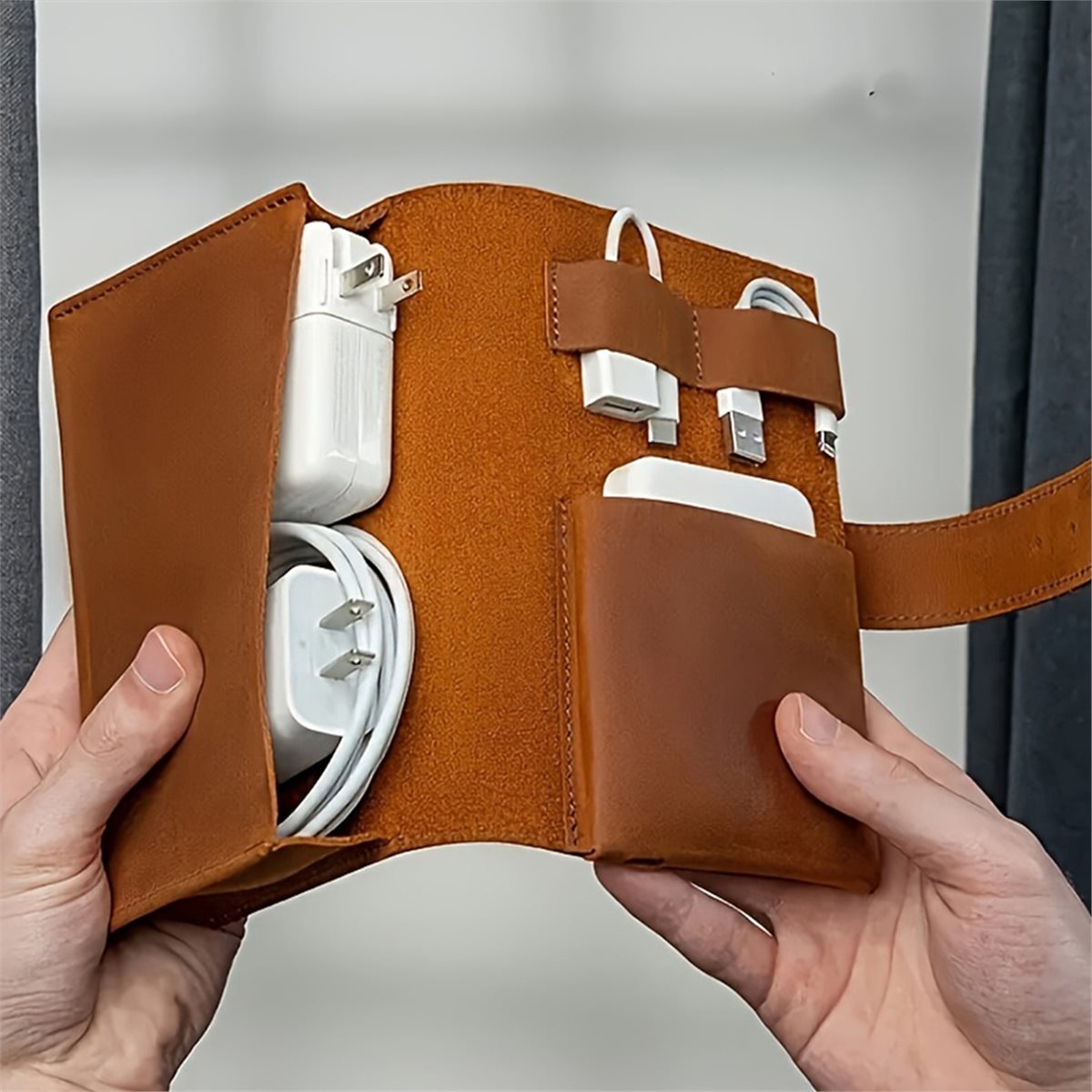 AA1994 Wysokiej jakości wielok – Tech Accessories Travel Case recenzja i cena