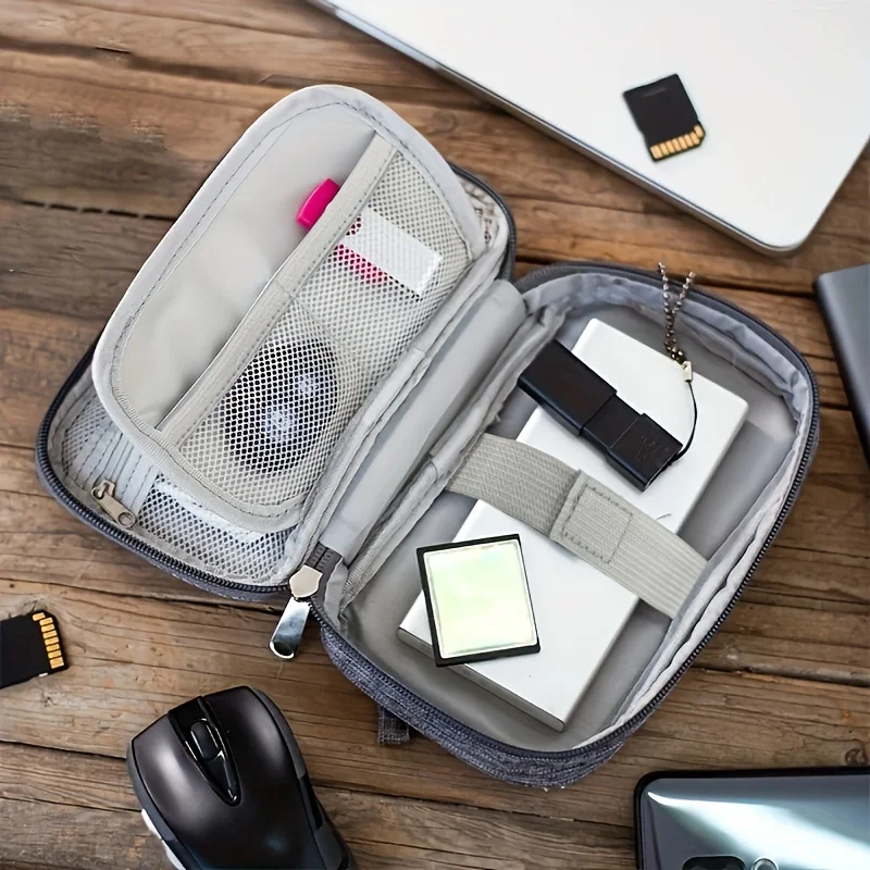 Uniwersalna torba do przechowy – Tech Accessories Case recenzja i cena