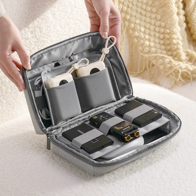 Organizer na elektronikę, wodo – Tech Accessories Storage recenzja i cena